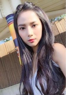 Lynne Yu Xuan (Lynne Onne) profile
