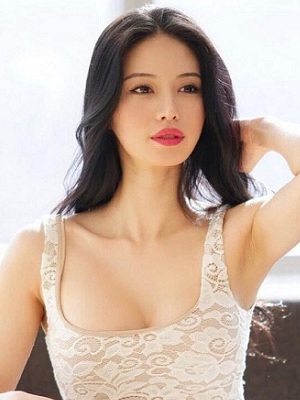 Emily Minju Lee (Emily Lee) profile