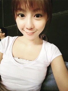 Qiu Wei (Lena Chiu) profile