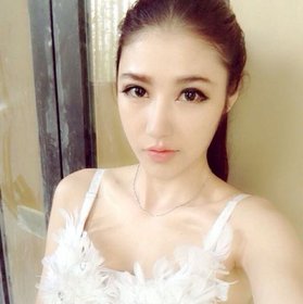 Zhang Yunxi (Iris) profile