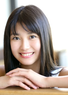 å ° æ¾¤å ¥ ˆã €… èŠ ± (Nanaka Ozawa) profile